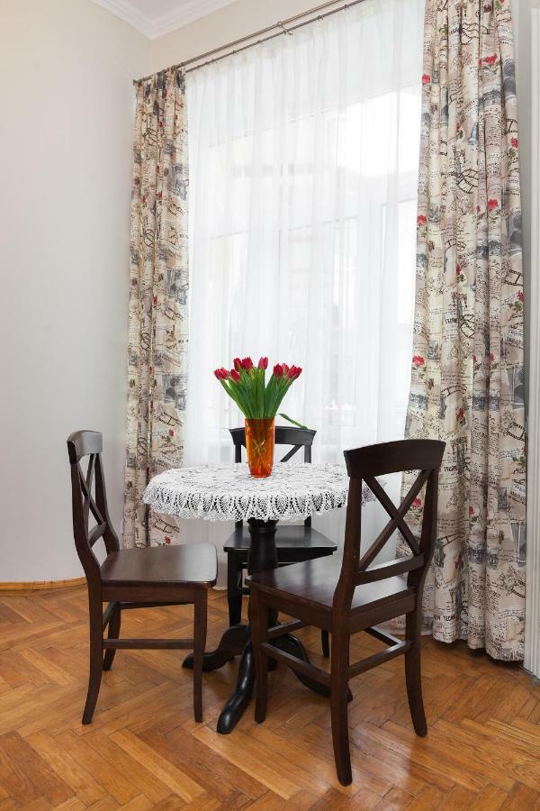 Apartments White House Львов Экстерьер фото